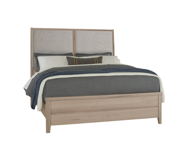 Vaughan-Bassett Woodbridge - King Upholstered Bed With Grey Fabric - Clear Maple