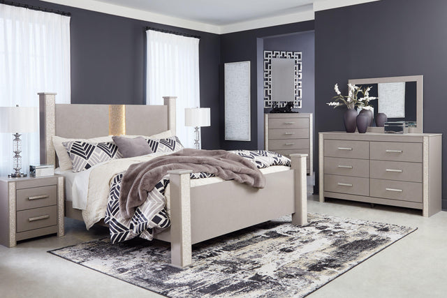 Ashley Surancha - Gray - 7 Pc. - Dresser, Mirror, Chest, Queen Poster Bed